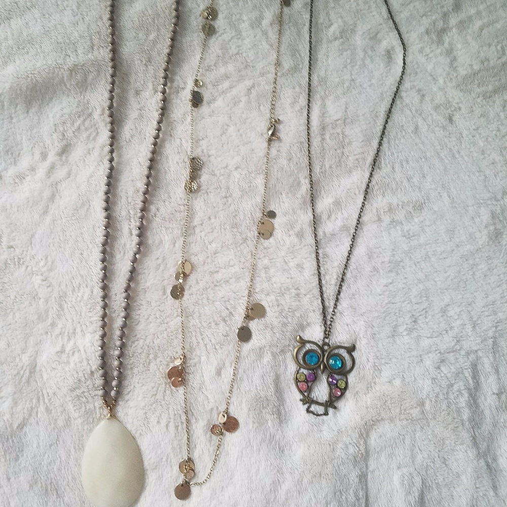 Long necklaces 1 long and one medium - Picture 2 of 4